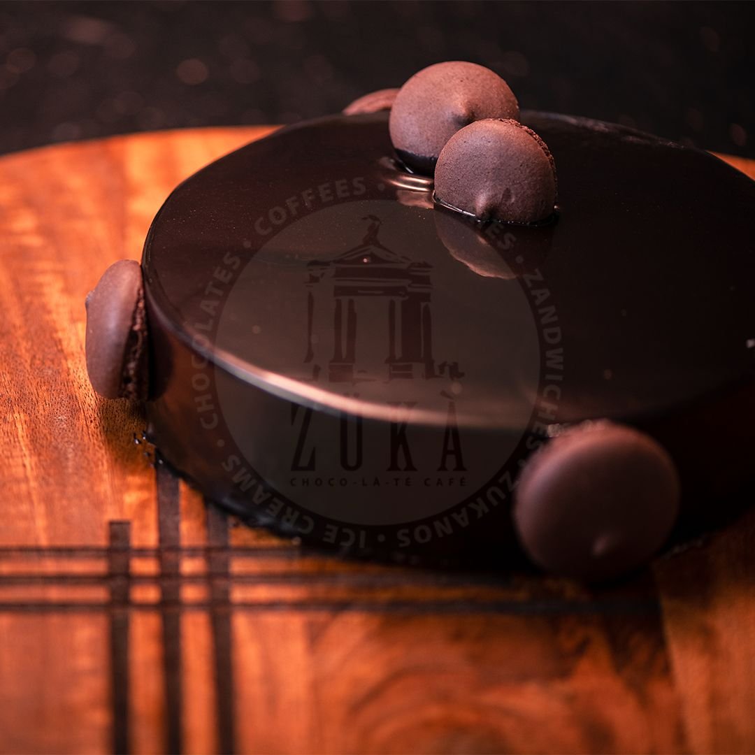 MACARON CHOCOLATE TRUFFLE CAKE