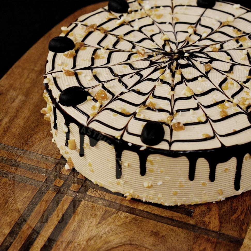 Order Mocha Caramel Cake Online For This Christmas