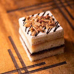 CRUNCHY CARAMELLO PASTRY